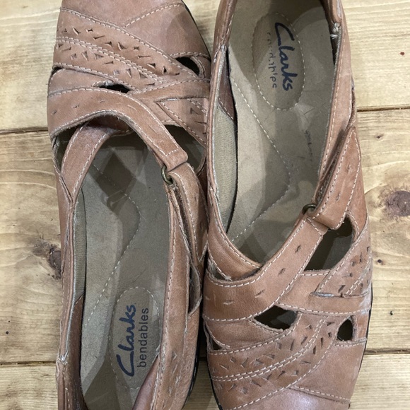 Clarks Leather upper shoes - Picture 4 of 6